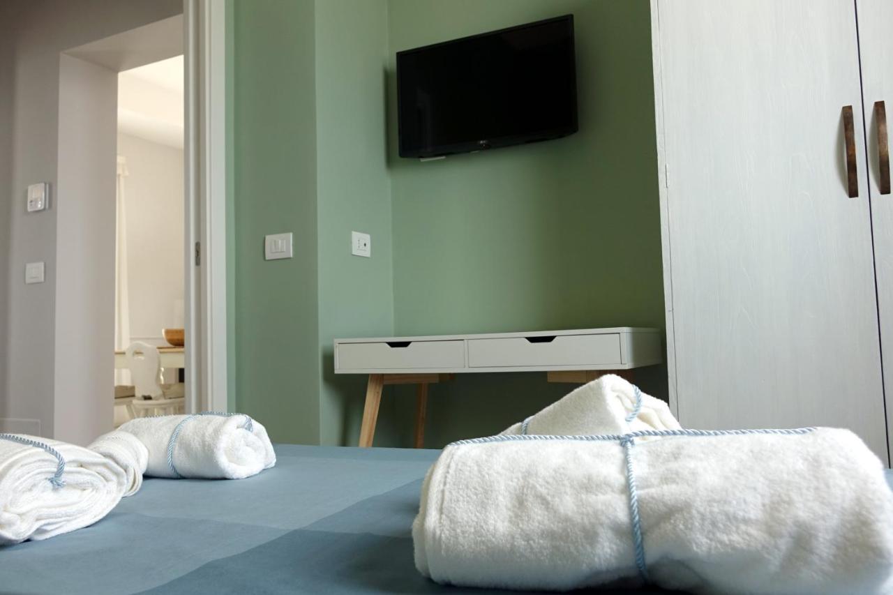 Appartement La Finestra Sul Mare à Bari Extérieur photo
