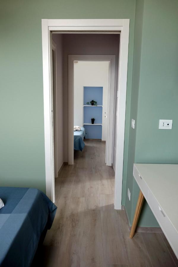Appartement La Finestra Sul Mare à Bari Extérieur photo