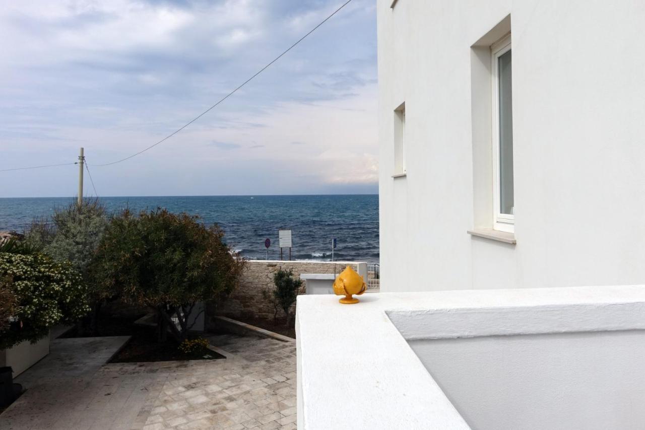 Appartement La Finestra Sul Mare à Bari Extérieur photo