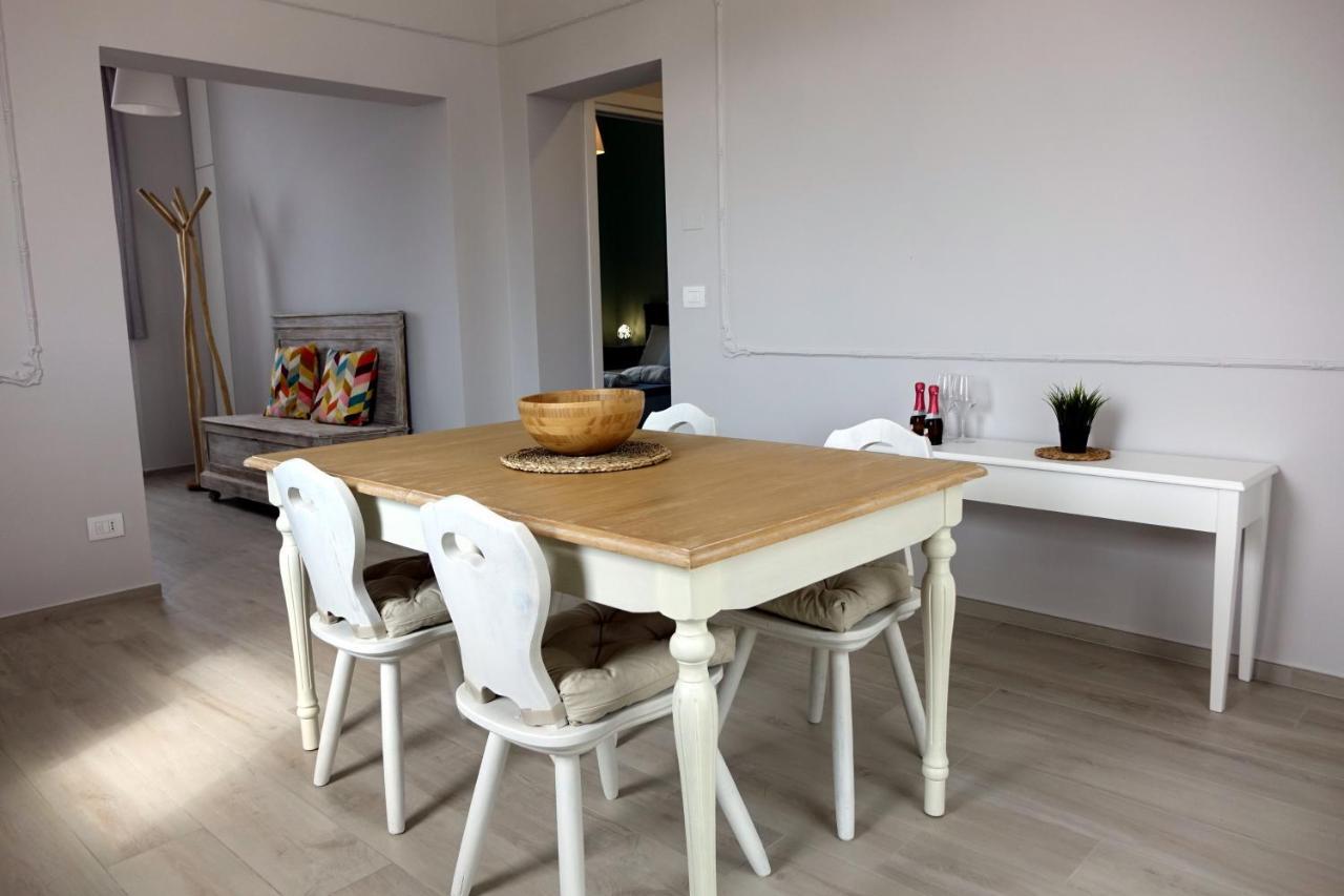 Appartement La Finestra Sul Mare à Bari Extérieur photo