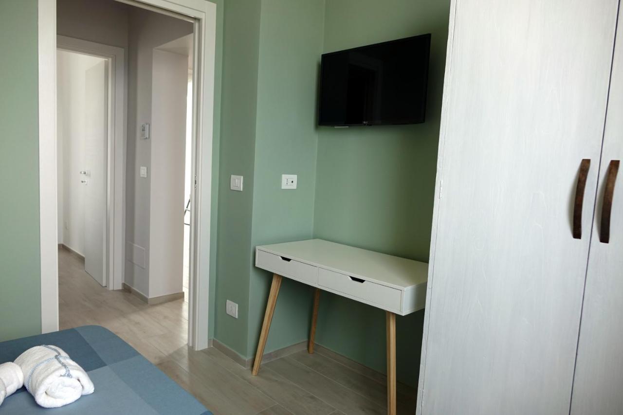 Appartement La Finestra Sul Mare à Bari Extérieur photo