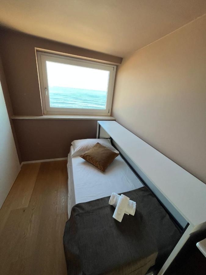 Appartement La Finestra Sul Mare à Bari Extérieur photo