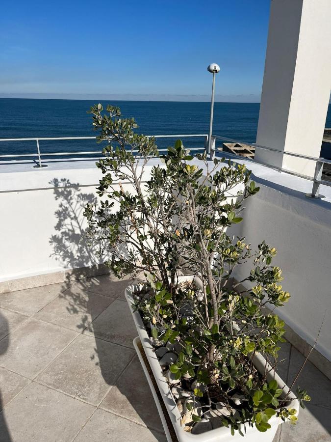 Appartement La Finestra Sul Mare à Bari Extérieur photo
